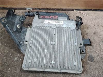 Renault Clio I Motorvezérlő *148800* 7700068295