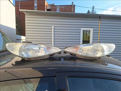 Peugeot 206 első lámpák eladók