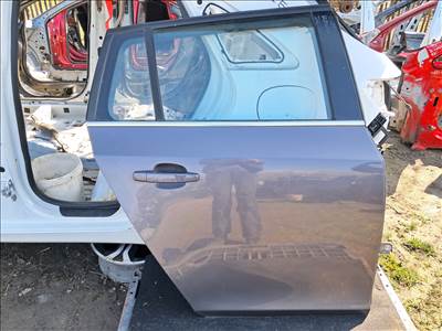 Chevrolet Cruze KOMBI Jobb hátsó ajtó 
