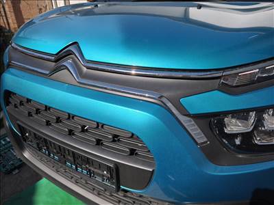 Citroën C3 III Citroen C3 facelift hűtőrács króm díszléc 