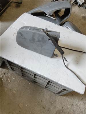 Renault Trafic II Bal hátsó lökhárító sarok 8200011485