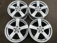 4db Dezent 17" VW - Mercedes-Benz E213 alufelni. (3596)