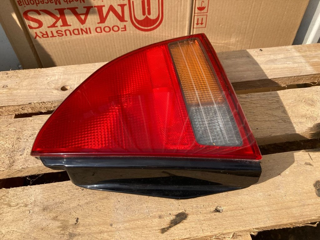 Honda Prelude IV jobb hátsó lámpa 0431150 4. kép