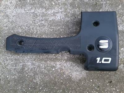 Seat felső motor burkolat