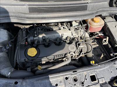 Opel Zafira B 1.9 CDTI 1.9 cdti 101lovas motor 