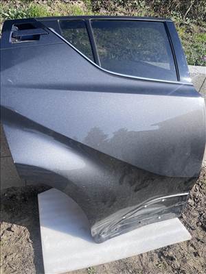 Toyota C-HR Jobb oldali hátsó ajtó