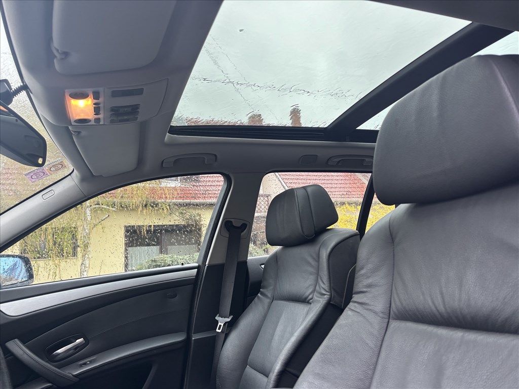 Eladó BMW 525d touring (2993 cm³, 197 PS) (E60/E61) 7. kép