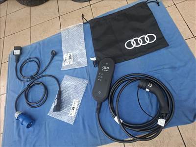 Audi E-Tron új gyári hálózati töltőkábel szett komplett 8V4 971 675 CN Type:MCB72E1 A