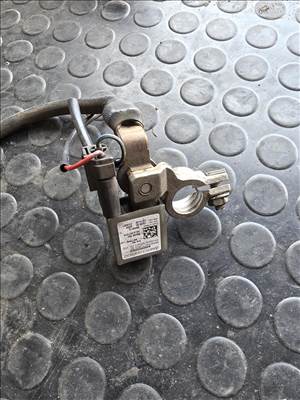 Mercedes E-osztály W212 212 E osztály negatív saru 0009050054