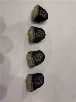Ford gyári TPMS guminyomás szenzor szett
