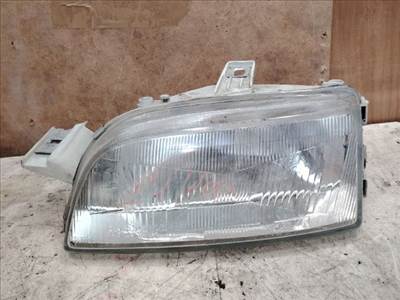 Fiat Punto I Bal Fényszóró *151672*
