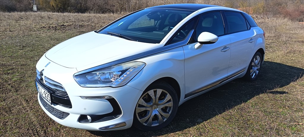Eladó Citroën DS5 HDi 165 FAP (1997 cm³, 163 PS) 2. kép