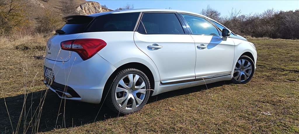 Eladó Citroën DS5 HDi 165 FAP (1997 cm³, 163 PS) 7. kép
