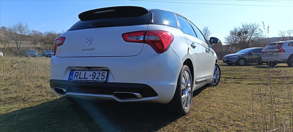 Eladó Citroën DS5 HDi 165 FAP (1997 cm³, 163 PS) 8. kép