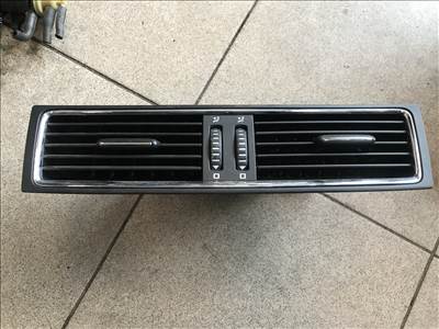 Skoda Superb II 3T középső légbefúvó 3T0820951A