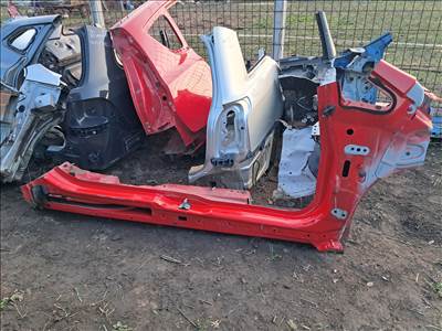 Ford B-Max Mk1 Jobb küszöb 