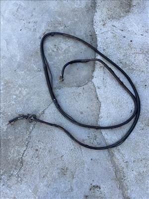 BMW E30 pozitív kábel