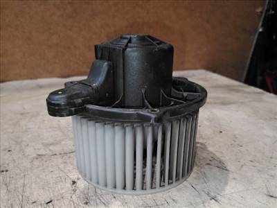 Hyundai Tucson (JM) Fűtőmotor (Klímás) *143919*