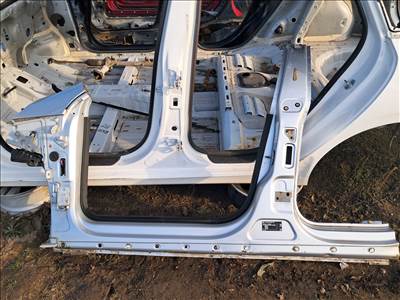 Volkswagen CC Bal küszöb 