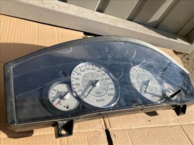 Chrysler 300C 3.0 CRD kilóméteróra  04836983aa