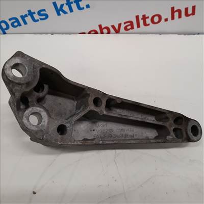  Opel Astra 1.7 Cdti váltó tartó bak gm13248569