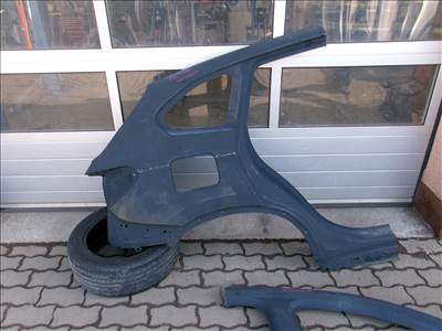 BMW X1 F48 jobb hátsó sárvédő 2015-2023 41007436156