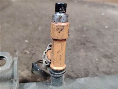 Suzuki Ignis II Porlasztó (1 db) *149168* 2975000120