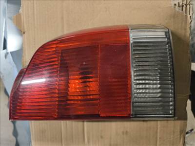 Volvo V70 jobb hátsó lámpa 