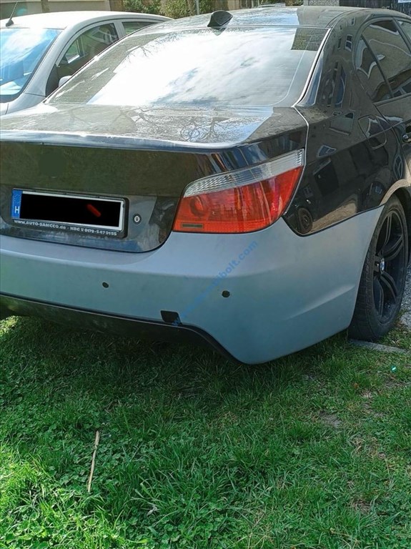 BMW E60 E61 hátsó lökhárító M-packet diffúzor 2. kép
