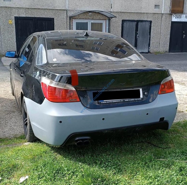BMW E60 E61 hátsó lökhárító M-packet diffúzor 3. kép