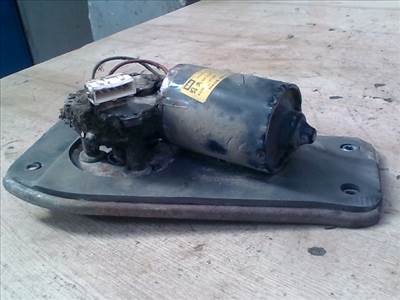 CITROEN BERLINGO 96-02 Ablaktörlő motor első