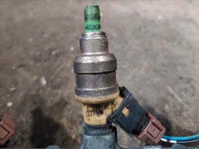 Mitsubishi Space Runner I Porlasztó (1 db) *149162* mdh21