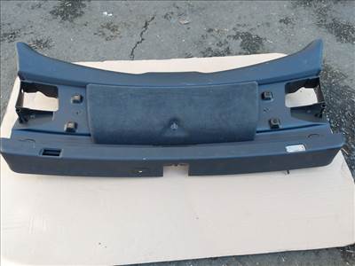 Audi A6 kombi csomagtérajtó burkolat 4F9867979