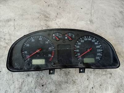 Volkswagen Passat B5 Kilométeróra *142187* 3b19198600