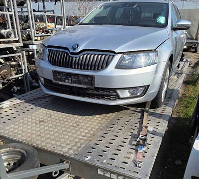 Skoda Octavia III bontott alkatrészei