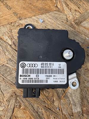 Audi A6 (C6 - 4F) töltésvezérlő modul  4f0915181a