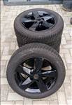 Nissan 16" 6.5J ET40 újszerű (gyári felni) alufelni, rajta 205/55 használt Bridgestone téli gumi