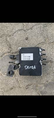 Skoda Fabia II 6R0907379E ABS Kocka