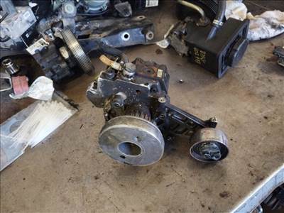 Audi A6 C6 / Volkswagen Touareg 3.0 TDI nagynyomású szivattyú 059130755j 0445010125