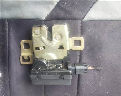 Mini Hatch R50/R53 Központizár motor Csomagtérajtó 