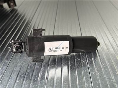 BMW E90 E91 E92 E93 lámpamosó fúvóka, 61677179311