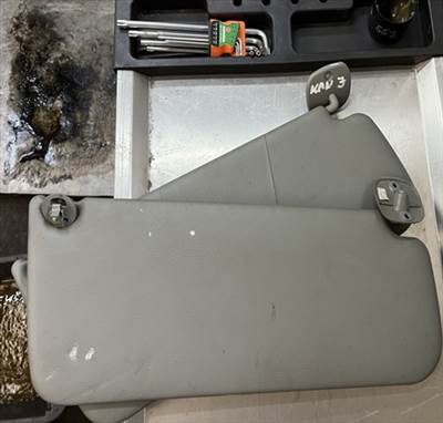 Renault Kangoo I napellenző jobb/bal oldal 2db 2003-2008-ig