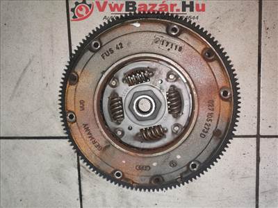 Kuplung szett VW-AUDI-SEAT-SKODA 032141025H