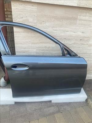 BMW G30 G31 jobb első ajtó