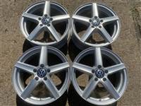 4db Dezent 17" VW - Mercedes-Benz alufelni. (4067)