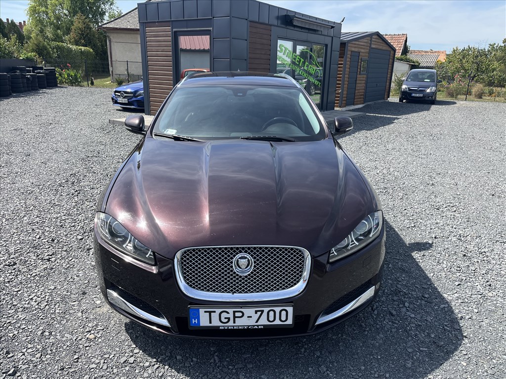 Eladó Jaguar XF 2.2D (2179 cm³, 200 PS) (X250) 2. kép