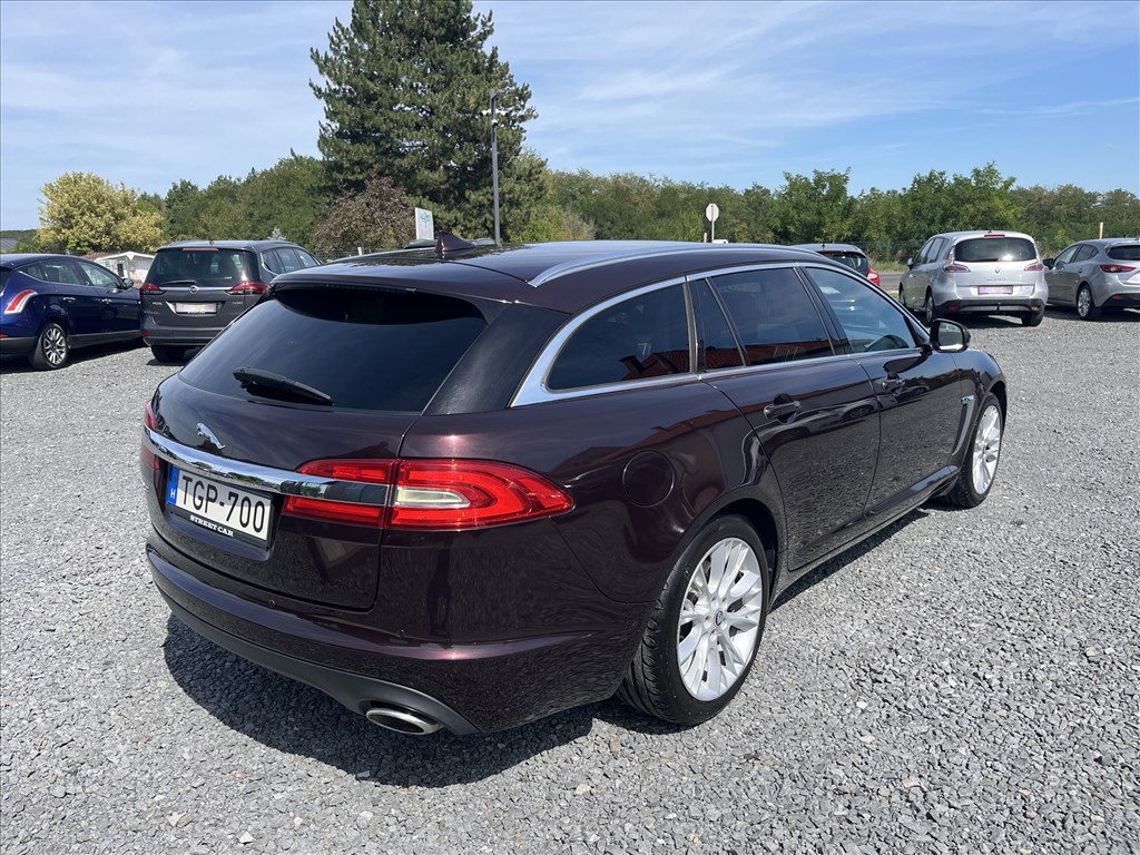 Eladó Jaguar XF 2.2D (2179 cm³, 200 PS) (X250) 4. kép