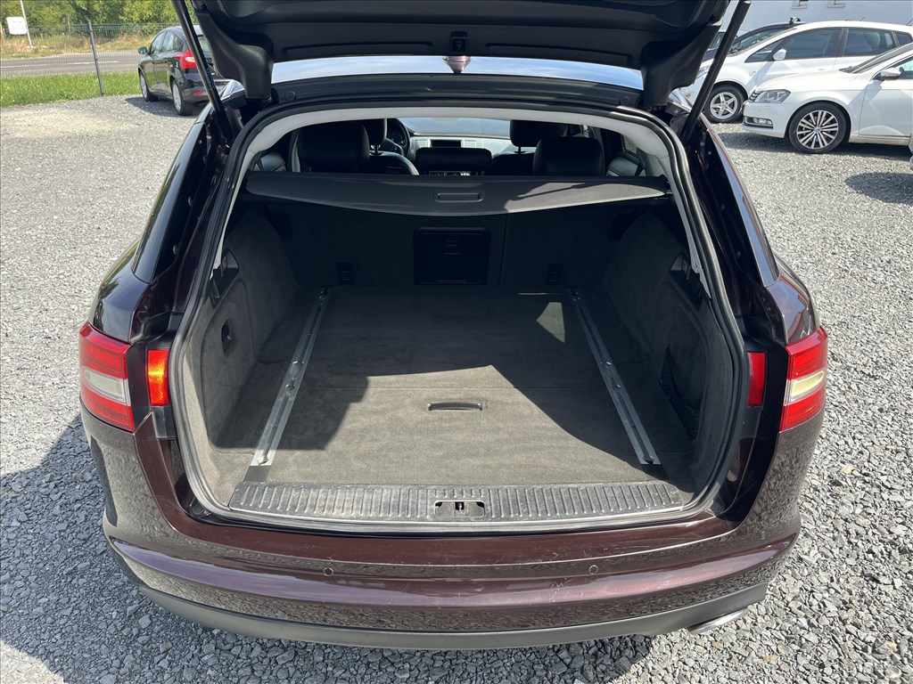 Eladó Jaguar XF 2.2D (2179 cm³, 200 PS) (X250) 6. kép