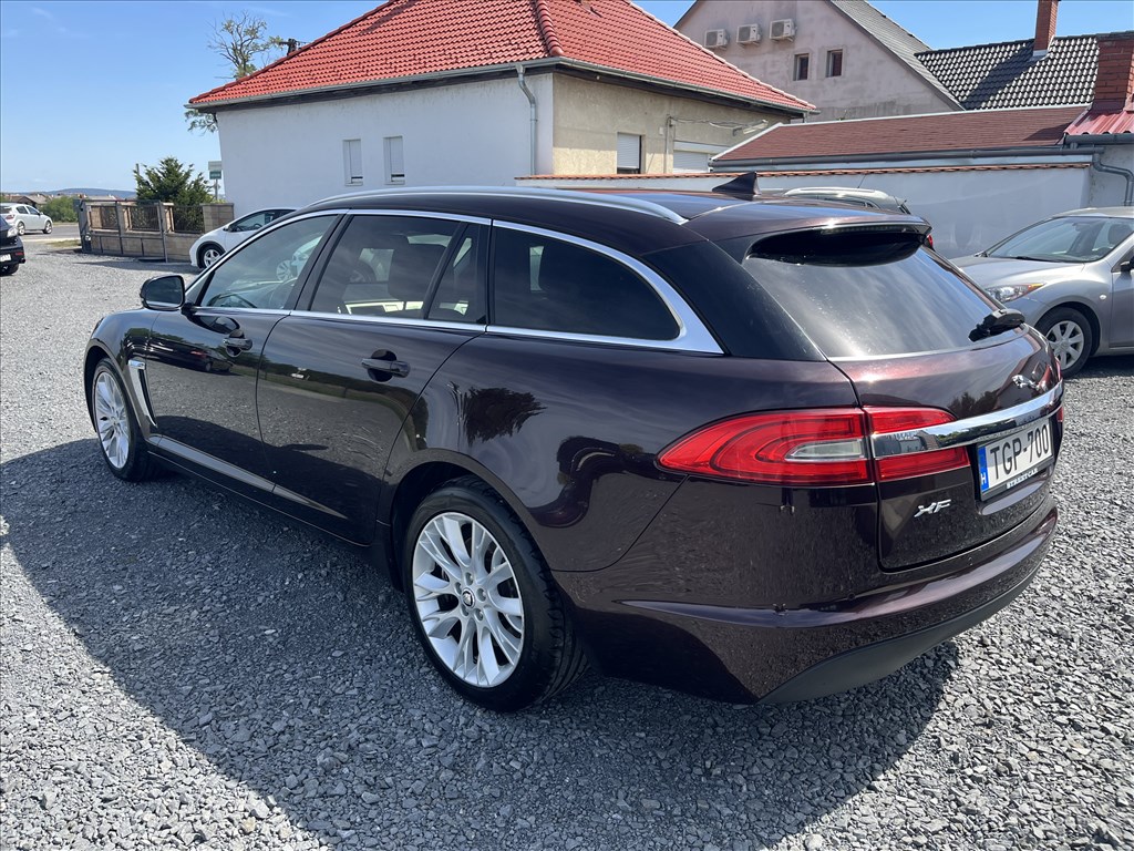 Eladó Jaguar XF 2.2D (2179 cm³, 200 PS) (X250) 7. kép