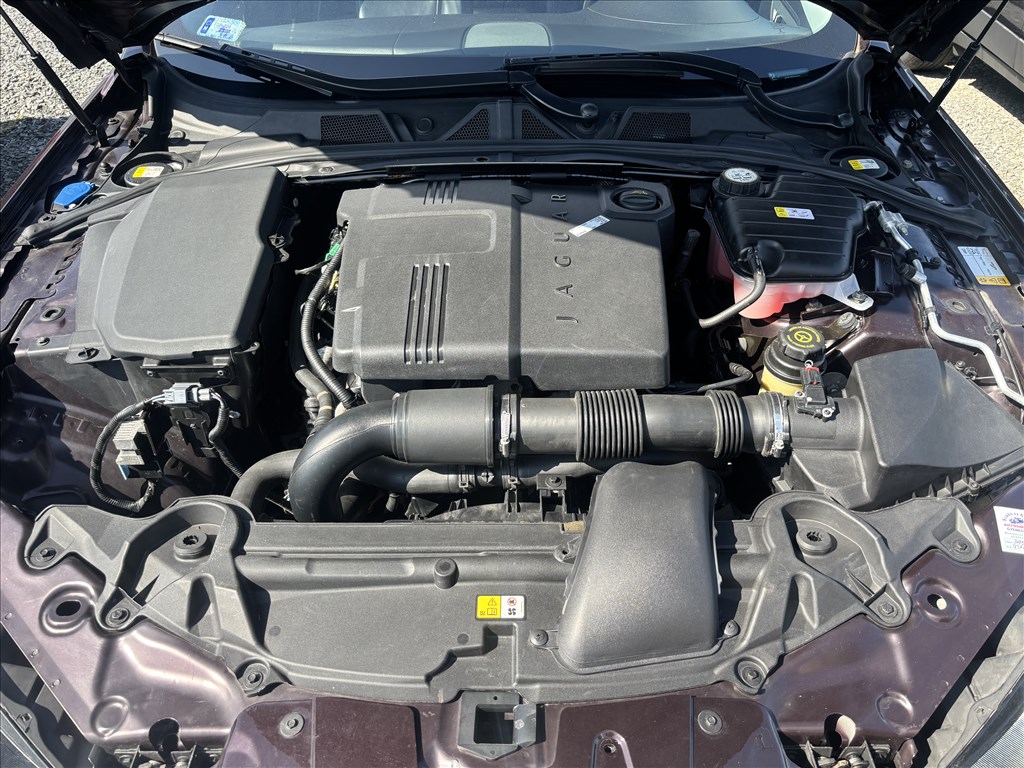Eladó Jaguar XF 2.2D (2179 cm³, 200 PS) (X250) 12. kép